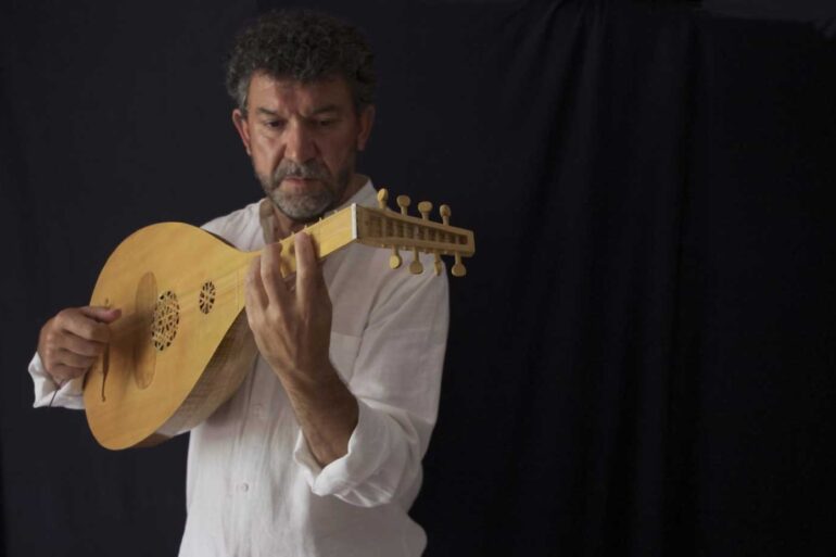 Jose Luis pastor la historia de la guitarra en concierto
