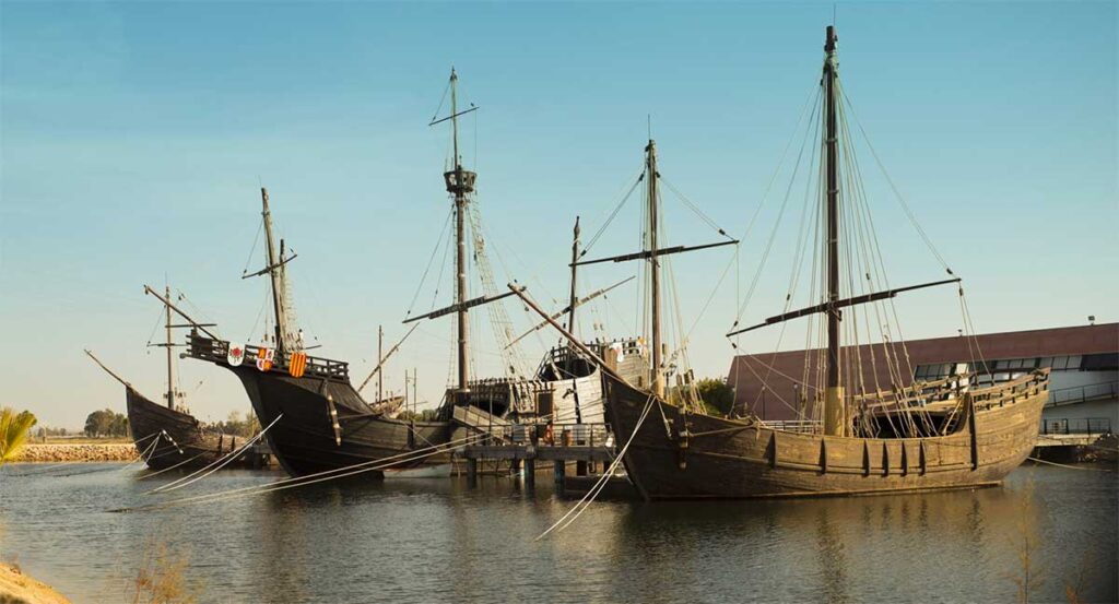 que hacer en Huelva Visita el muelle de las Carabelas en Huelva